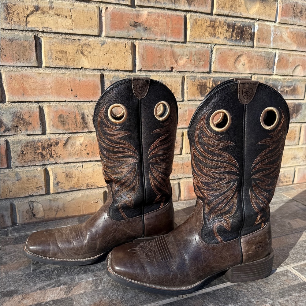 Ariat Two-Tone Brown and Black Men's Western Pull-On Boots